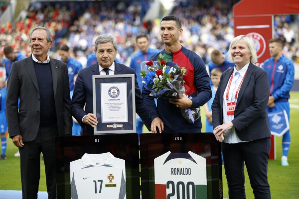 Ronaldo lập kỷ lục Guiness vì mức lương nhận được trong năm 2023