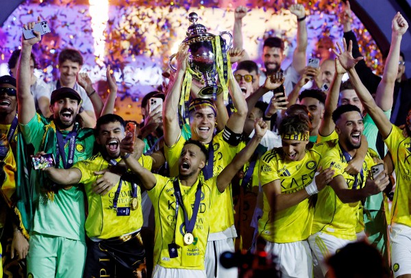 Ronaldo vô địch Saudi Pro League
