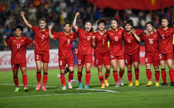 SEA Games 32 – ĐT nữ Việt Nam 2-0 ĐT nữ Myanmar: Tấm HCV bóng đá nữ thứ 4 liên tiếp!