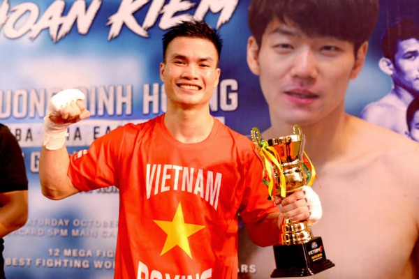 SEA Games 33 sáng 19.12: 'Người sắt' Lâm Quang Nhật bơi - đạp - chạy