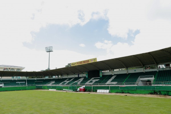 Sân Pleiku trải cỏ mới đẹp long lanh: HAGL sẽ chơi thứ bóng đá tốc độ cuốn hút Sân Pleiku trải cỏ mới đẹp long lanh: HAGL sẽ chơi thứ bóng đá tốc độ cuốn hút