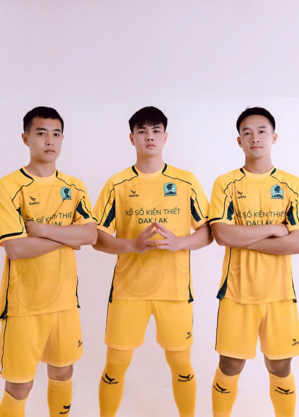 Sao trẻ HAGL và ngã rẽ rất khó tin, từng sang Đức tập chuyên sâu nhưng giờ thì…