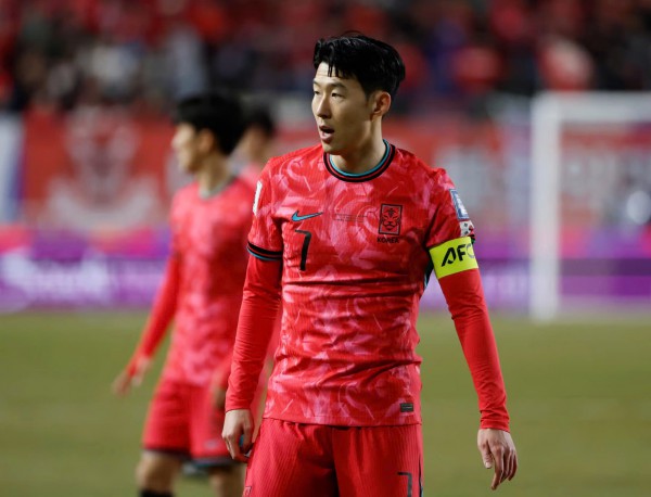 Son Heung-min và đội tuyển Hàn Quốc giữa tâm điểm của ngờ vực Son Heung-min và đội tuyển Hàn Quốc giữa tâm điểm của ngờ vực