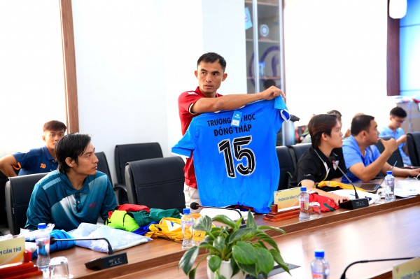 TNSV THACO cup 2026 lan tỏa thông điệp ‘3 đẹp’ trên đất sen hồng TNSV THACO cup 2026 lan tỏa thông điệp ‘3 đẹp’ trên đất sen hồng