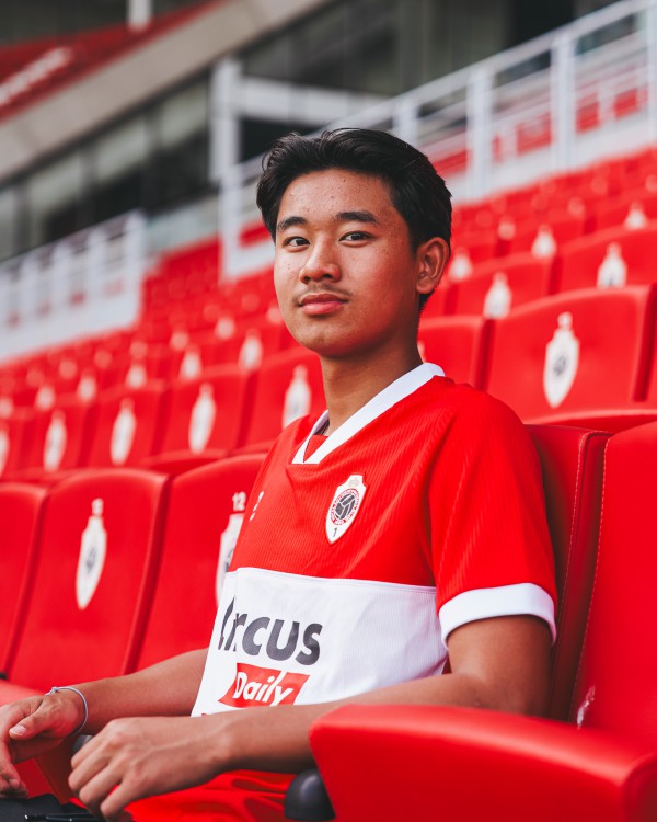 Tài năng Việt kiều được cựu vương giải Bỉ đôn lên đội B