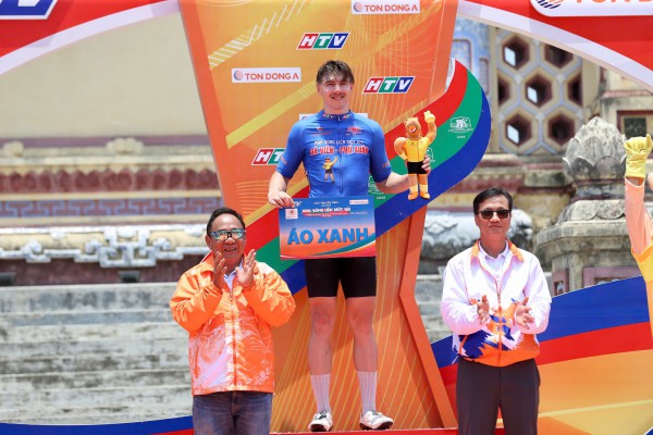 Tay đua người Belarus 'làm mưa làm gió' ở Cúp xe đạp truyền hình TP.HCM Tay đua người Belarus 'làm mưa làm gió' ở Cúp xe đạp truyền hình TP.HCM