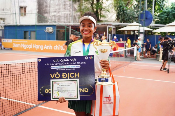 Tay vợt Hoàng Thành Trung bền bỉ theo đuổi đam mê quần vợt