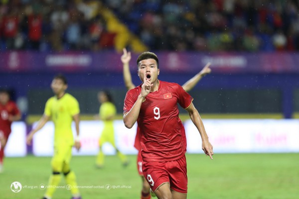 Thắng U22 Malaysia 2-1, U22 Việt Nam sớm giành vé vào bán kết