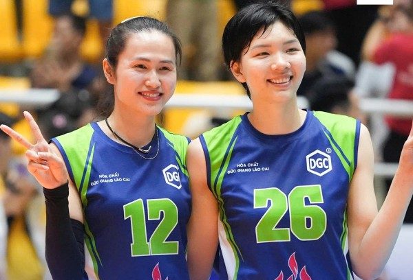 Thanh Thúy cùng CLB VTV Bình Điền Long An thua ngược ở Cúp bóng chuyền Hùng Vương