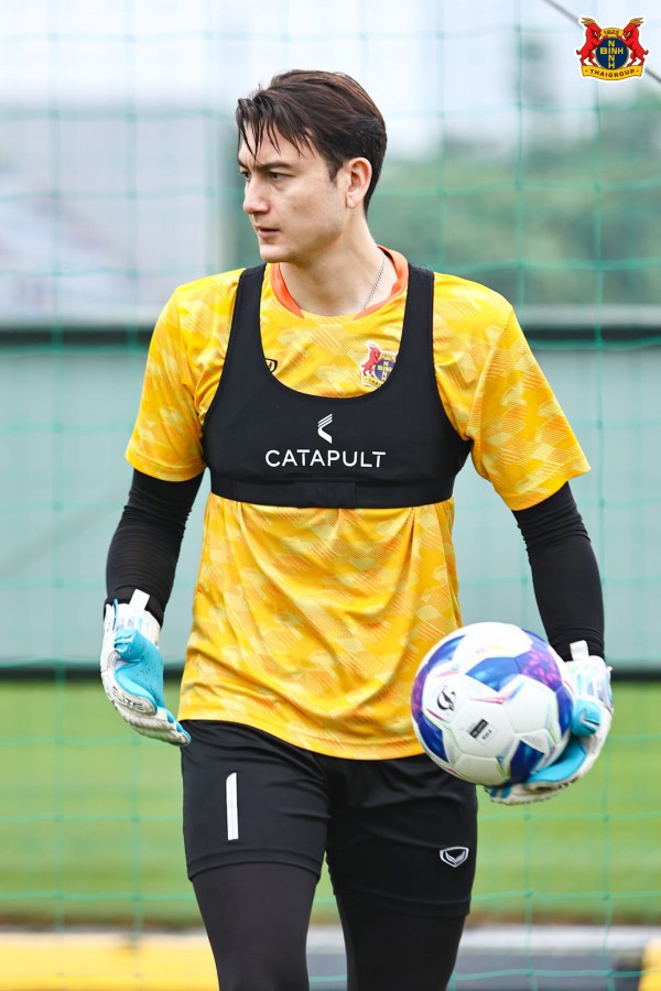 Thầy Kim gọi tràn ngập sao U.23 lên đội tuyển Việt Nam: Nguyễn Filip bị gạch tên, Văn Lâm tái xuất Thầy Kim gọi tràn ngập sao U.23 lên đội tuyển Việt Nam: Nguyễn Filip bị gạch tên, Văn Lâm tái xuất