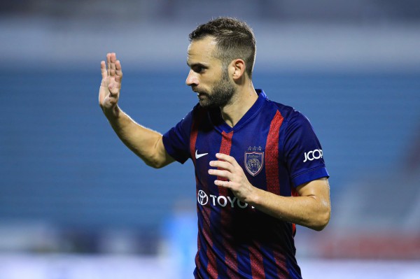 Thiếu Xuân Son, Nam Định hòa đối thủ Malaysia ‘liều lĩnh’ dùng sao nhập tịch lậu: Vẫn vững ngôi đầu!