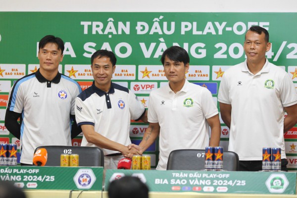 Thủ môn Bùi Tiến Dũng nói sốc: Đà Nẵng không ‘chăm chăm’ kèm Công Phượng, sẵn sàng đá luân lưu Thủ môn Bùi Tiến Dũng nói sốc: Đà Nẵng không ‘chăm chăm’ kèm Công Phượng, sẵn sàng đá luân lưu