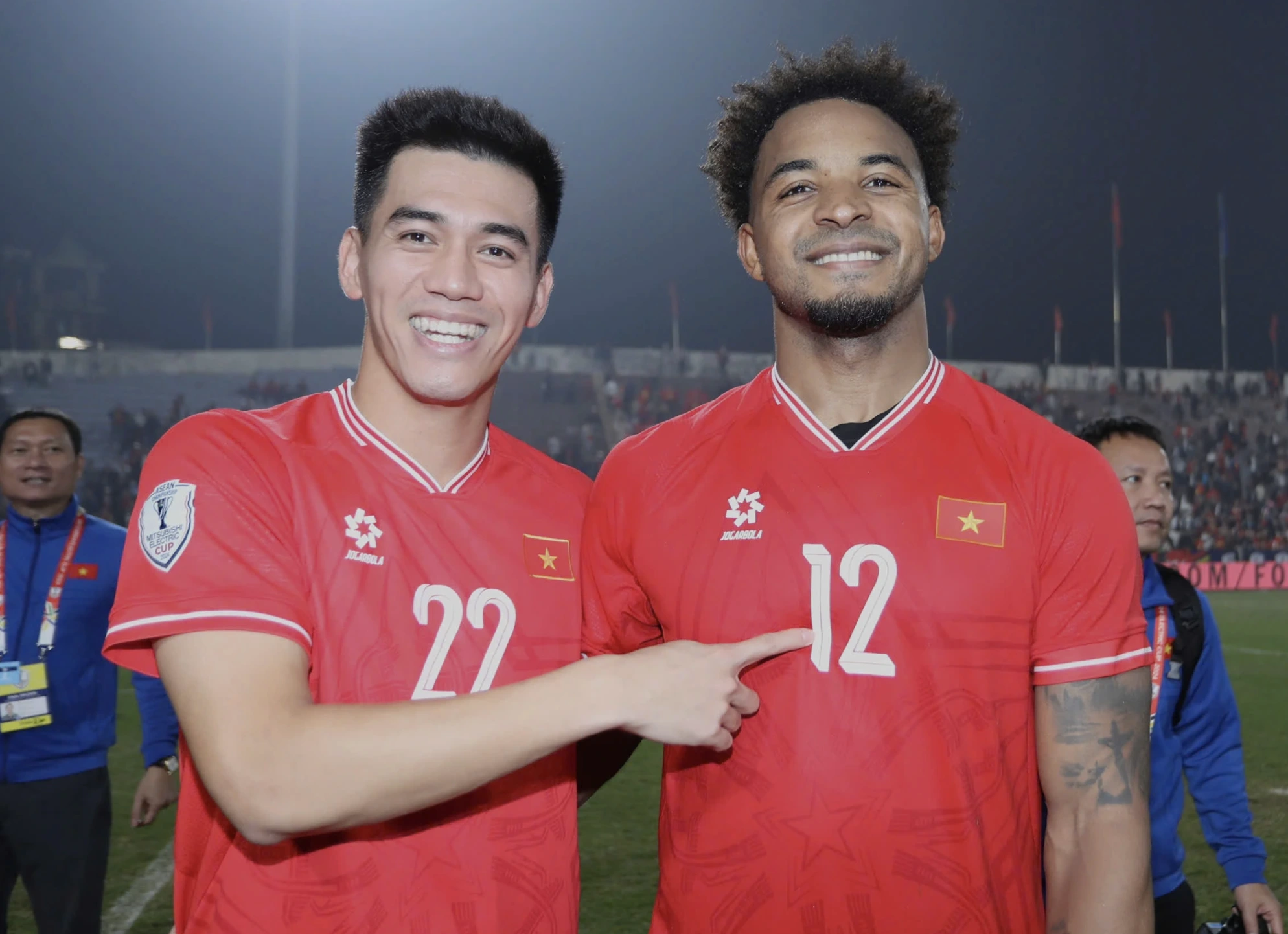 Tiến Linh chinh phục thành công Quả bóng vàng Việt Nam 2024, Hoàng Đức giành Quả bóng bạc Tiến Linh chinh phục thành công Quả bóng vàng Việt Nam 2024, Hoàng Đức giành Quả bóng bạc