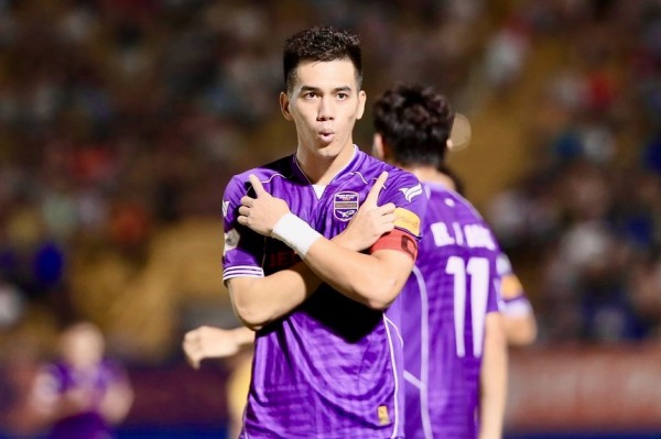 Tiến Linh liên tục ghi bàn: Đủ uy tín để thay Xuân Son chưa? Tiến Linh liên tục ghi bàn: Đủ uy tín để thay Xuân Son chưa?