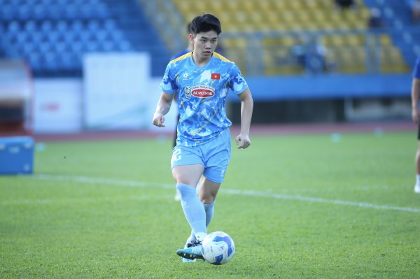 Tiến Linh nói điều bất ngờ về án phạt của Malaysia, quyết thắng đối thủ ở màn tái đấu