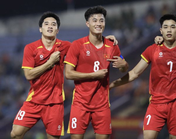 Tiền đạo U.23 Việt Nam nói điều xúc động về mẹ sau khi ghi bàn đánh bại Bangladesh Tiền đạo U.23 Việt Nam nói điều xúc động về mẹ sau khi ghi bàn đánh bại Bangladesh