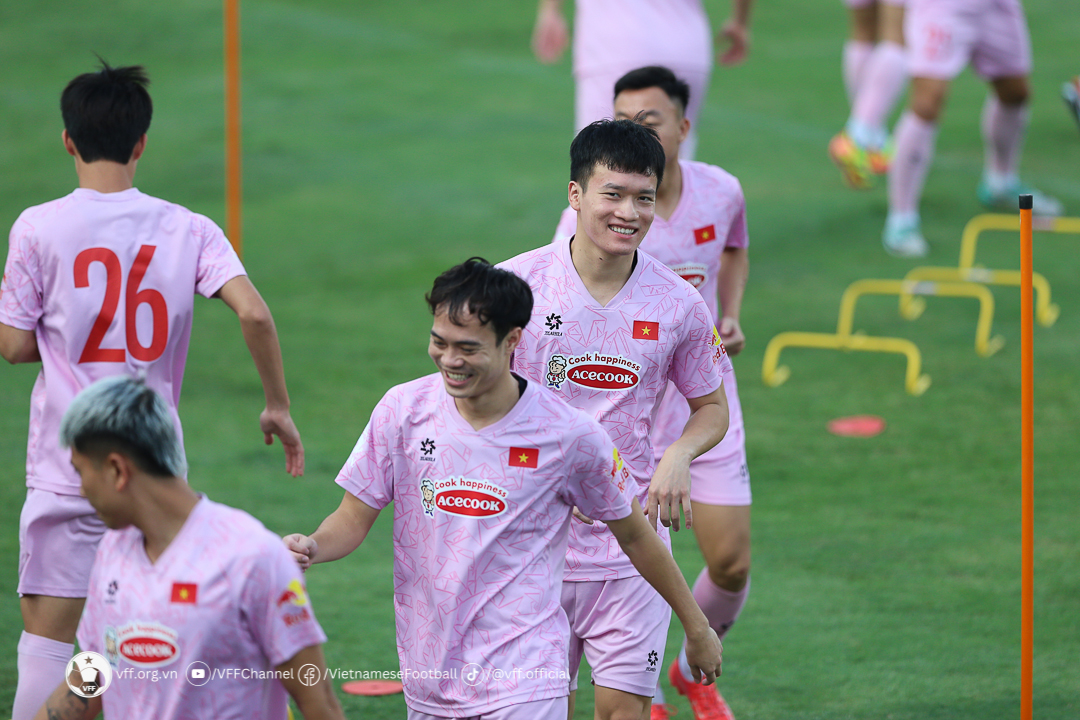 Tiền đạo Văn Toàn: “Đội tuyển Việt Nam cần chiến thắng để lấy lại niềm tin của người hâm mộ”
