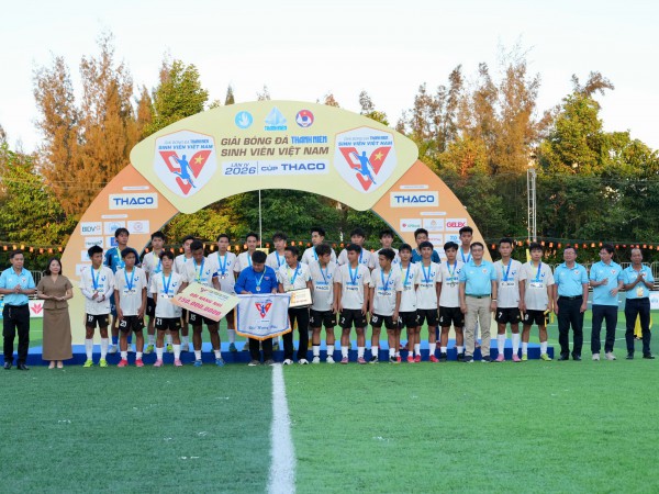 Tiền vệ tài hoa người Hà Tĩnh xuất sắc nhất VCK TNSV THACO cup 2026