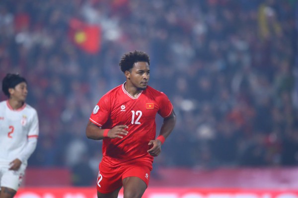 Toan tính nào đằng sau quyết định gọi Xuân Son lên đội tuyển Việt Nam? Toan tính nào đằng sau quyết định gọi Xuân Son lên đội tuyển Việt Nam?