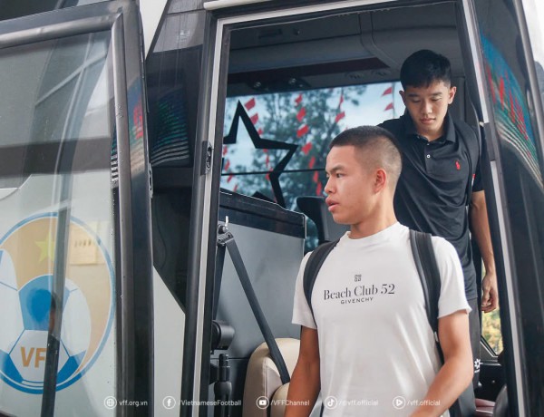 Trần Thành Trung đã ‘bắt sóng’ Lê Viktor, khoảnh khắc được chờ đợi của U.23 Việt Nam Trần Thành Trung đã ‘bắt sóng’ Lê Viktor, khoảnh khắc được chờ đợi của U.23 Việt Nam