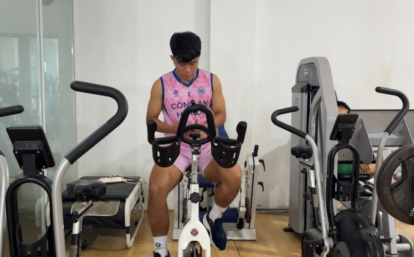 Trần Thành Trung ‘sánh bước’ cùng Vadim Nguyễn hội quân U.23 Việt Nam, Lý Đức vội tập gym Trần Thành Trung ‘sánh bước’ cùng Vadim Nguyễn hội quân U.23 Việt Nam, Lý Đức vội tập gym