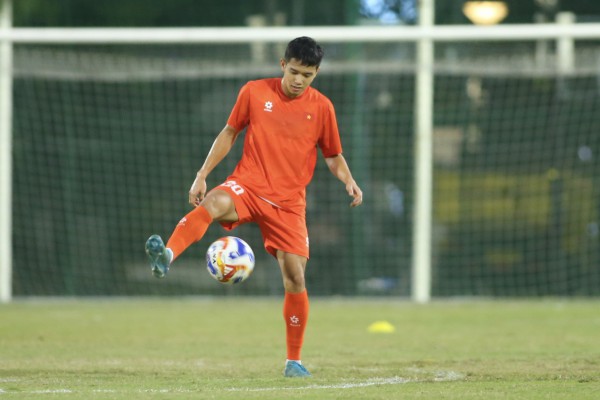 Trung vệ U.23 Việt Nam biểu diễn kỹ thuật như Neymar, Đình Bắc trở lại tươi rói Trung vệ U.23 Việt Nam biểu diễn kỹ thuật như Neymar, Đình Bắc trở lại tươi rói