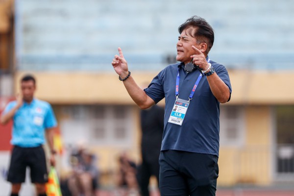 Trước nguy cơ mất ghế 'nóng' vì 4 trận liên tiếp không thắng, HLV Nhật Bản của Hà Nội nói gì? Trước nguy cơ mất ghế 'nóng' vì 4 trận liên tiếp không thắng, HLV Nhật Bản của Hà Nội nói gì?