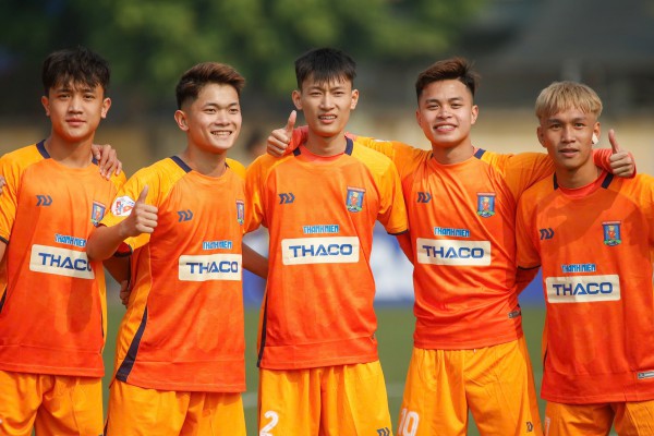 Trường CĐ FPT Polytechnic: Thầy trò HLV Đông Triều quyết chiến cho giấc mơ 'vàng'