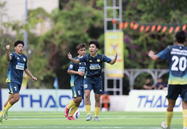 Trường ĐH Công nghệ TP.HCM 0-0 Trường ĐH TDTT Đà Nẵng: Khó lường