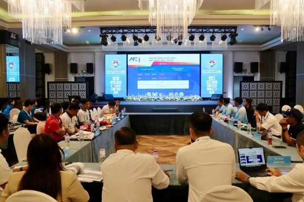 Trường ĐH Lào không ngại áp lực, quyết giật vé chung kết Trường ĐH Lào không ngại áp lực, quyết giật vé chung kết