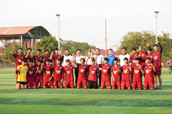 Trường ĐH Lào mang quân 'khủng' đá TNSV quốc tế: 4 cầu thủ đấu U.23 Việt Nam