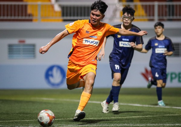 Trường ĐH Ngoại Ngữ Tin học TP.HCM - Học viện Hàng Không Việt Nam: Cân sức Trường ĐH Ngoại Ngữ Tin học TP.HCM - Học viện Hàng Không Việt Nam: Cân sức