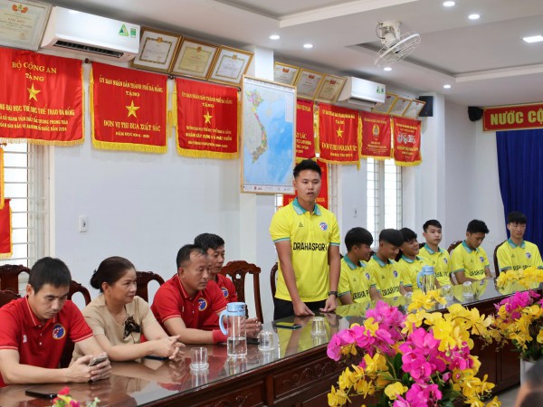 Trường ĐH TDTT Đà Nẵng 'thay máu' lực lượng, quyết tâm chạm giấc mơ vô địch Trường ĐH TDTT Đà Nẵng 'thay máu' lực lượng, quyết tâm chạm giấc mơ vô địch