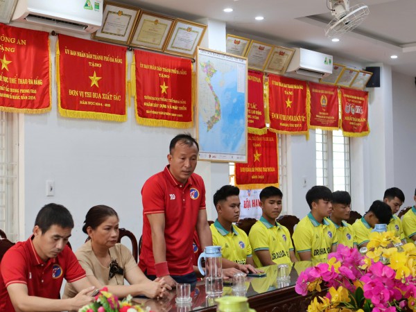 Trường ĐH TDTT Đà Nẵng 'thay máu' lực lượng, quyết tâm chạm giấc mơ vô địch Trường ĐH TDTT Đà Nẵng 'thay máu' lực lượng, quyết tâm chạm giấc mơ vô địch