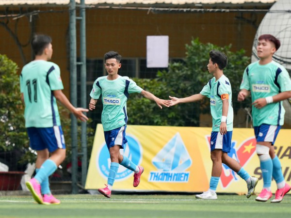 Trường ĐH Văn Hiến - Trường ĐH Sư phạm TP.HCM: Nỗ lực tạo bất ngờ