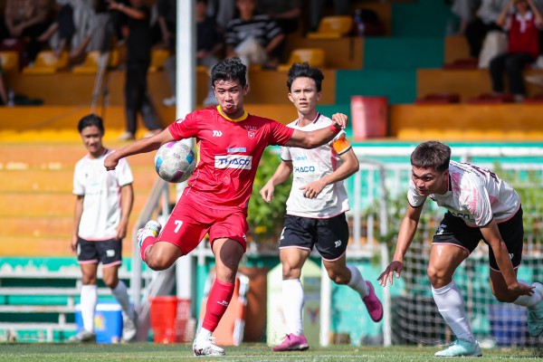 Trường ĐH Văn Lang 3-5 Trường ĐH Công nghệ TP.HCM: Kịch bản không tưởng