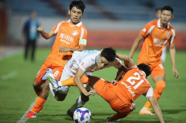 Tuyển thủ U.23 Việt Nam ghi bàn, Đà Nẵng hòa tiếc nuối ĐKVĐ Nam Định: Tân HLV ‘suýt khóc’ Tuyển thủ U.23 Việt Nam ghi bàn, Đà Nẵng hòa tiếc nuối ĐKVĐ Nam Định: Tân HLV ‘suýt khóc’