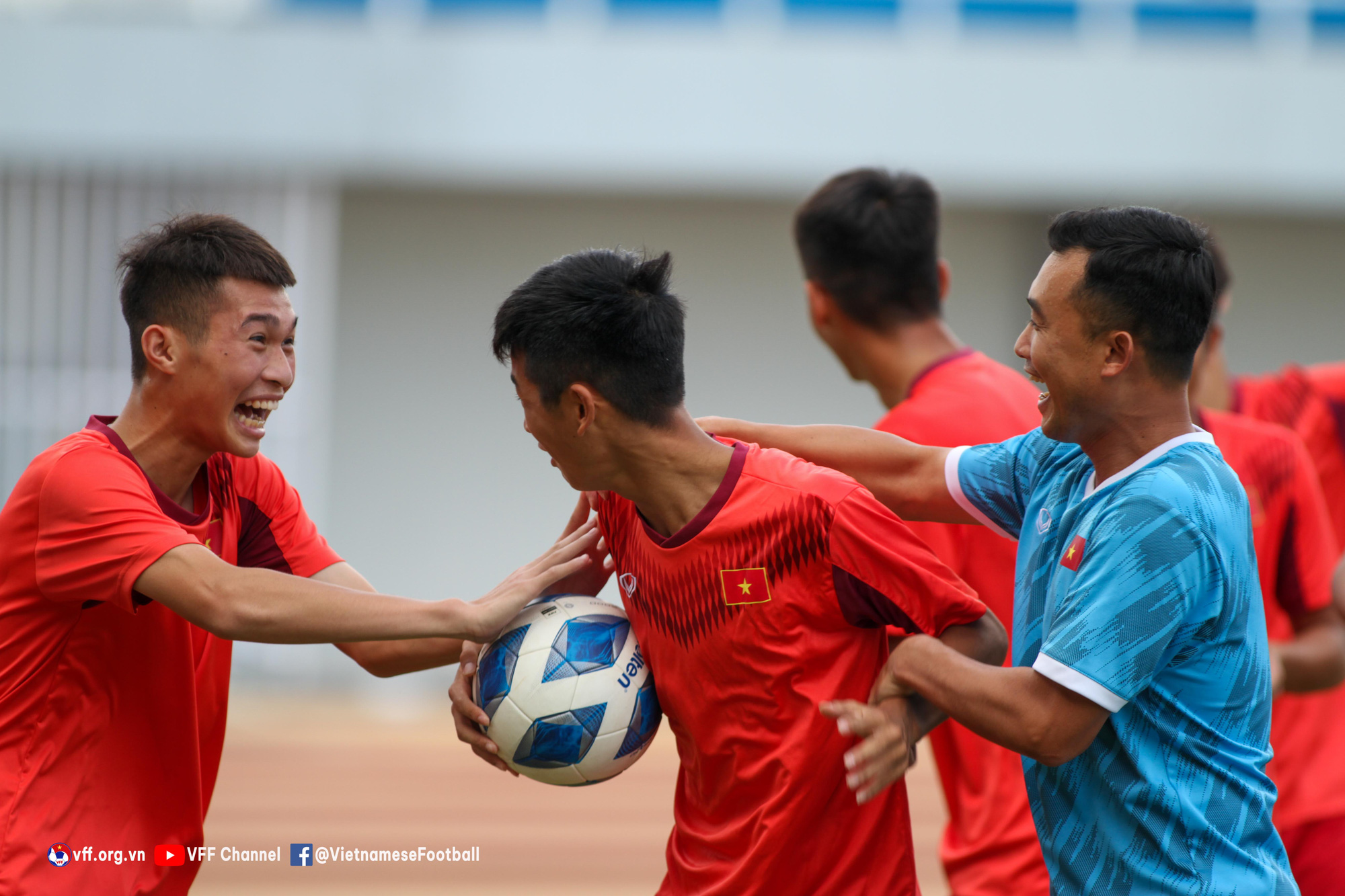 U16 Việt Nam hăng say tập luyện, hướng đến vòng bán kết giải U16 Đông Nam Á 2022