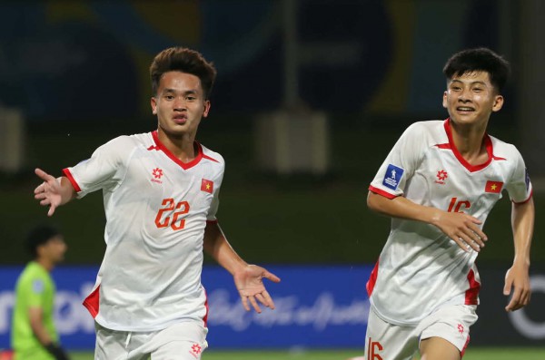 U.17 Việt Nam sẽ thắng U.17 UAE nếu giữ được cái đầu 'lạnh'