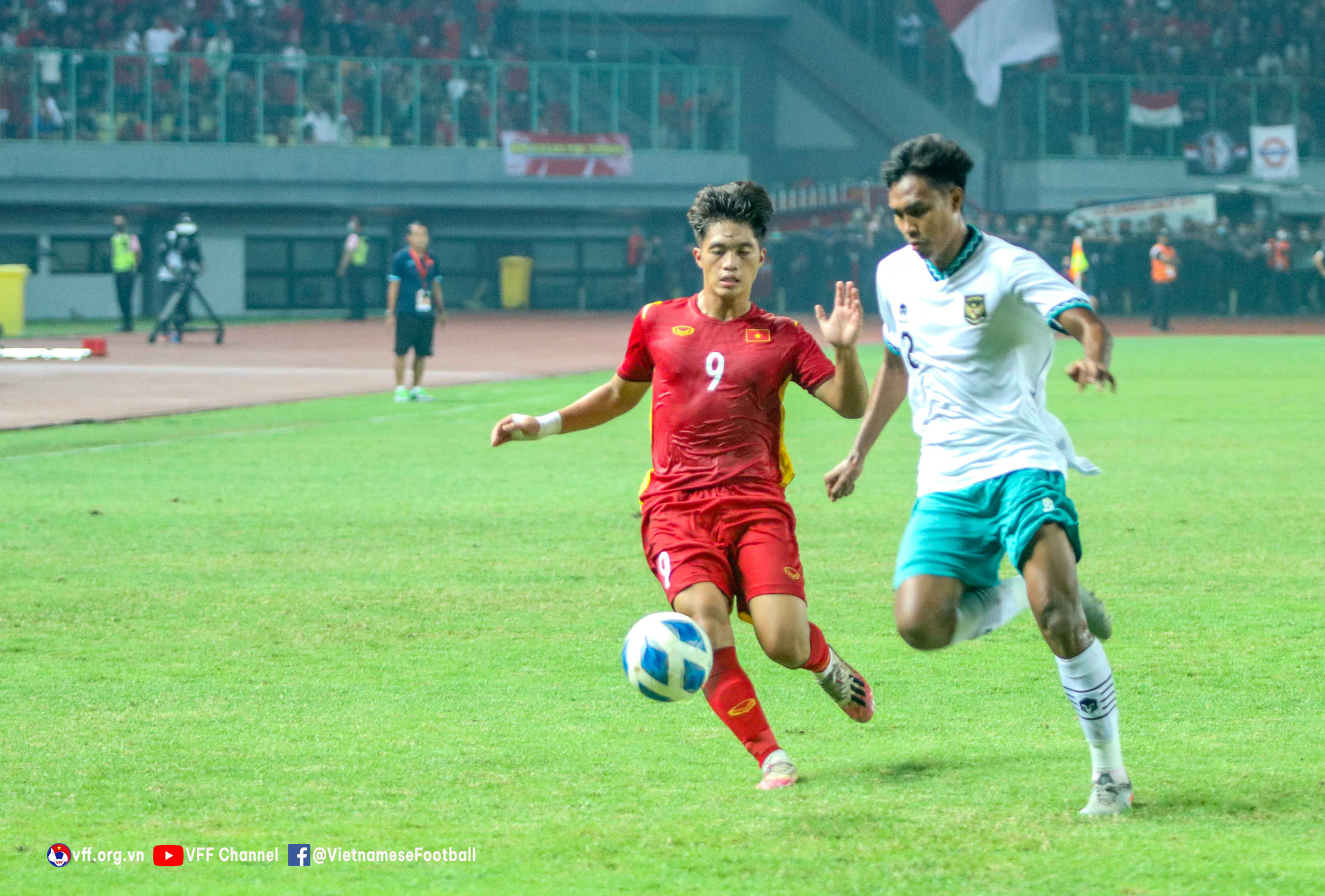 U19 Việt Nam chia điểm với U19 Indonesia trong trận ra quân tại bảng A