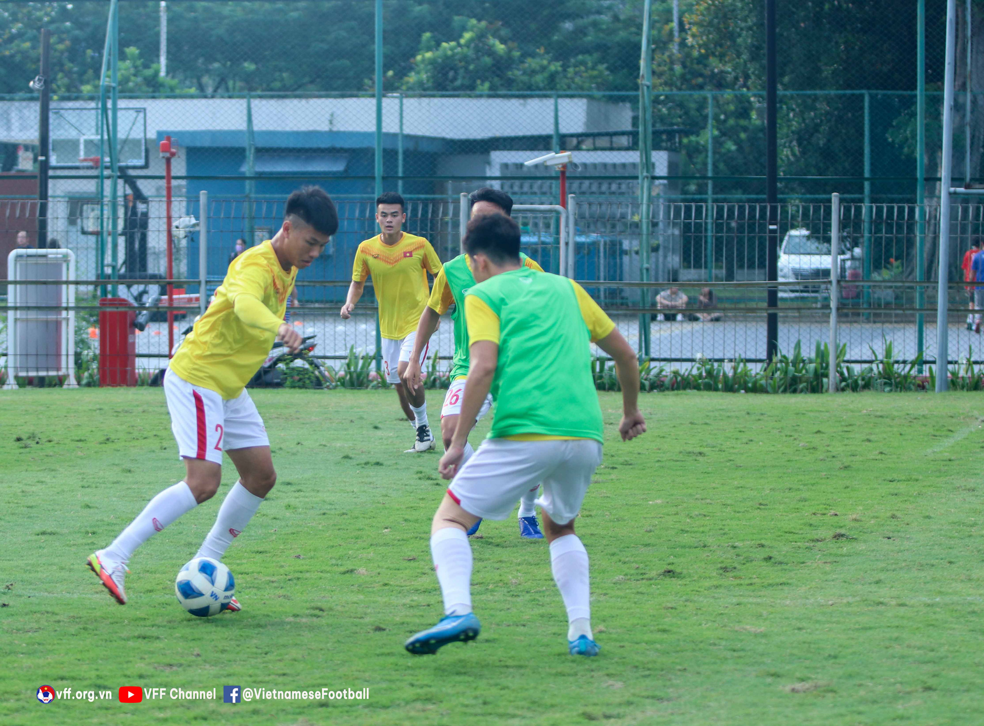 U19 Việt Nam tập hồi phục, chuẩn bị cho trận gặp U19 Philippines