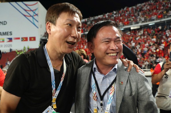 U.23 Việt Nam sang Ả Rập Xê Út ngày 26.12, cặp bài trùng Trần Anh Tú và Kim Sang-sik sát cánh U.23 Việt Nam sang Ả Rập Xê Út ngày 26.12, cặp bài trùng Trần Anh Tú và Kim Sang-sik sát cánh