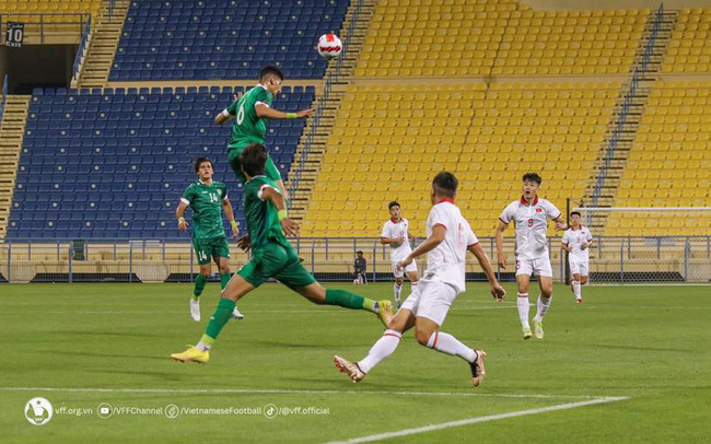 U23 Việt Nam thua U23 Iraq trận ra mắt HLV Troussier