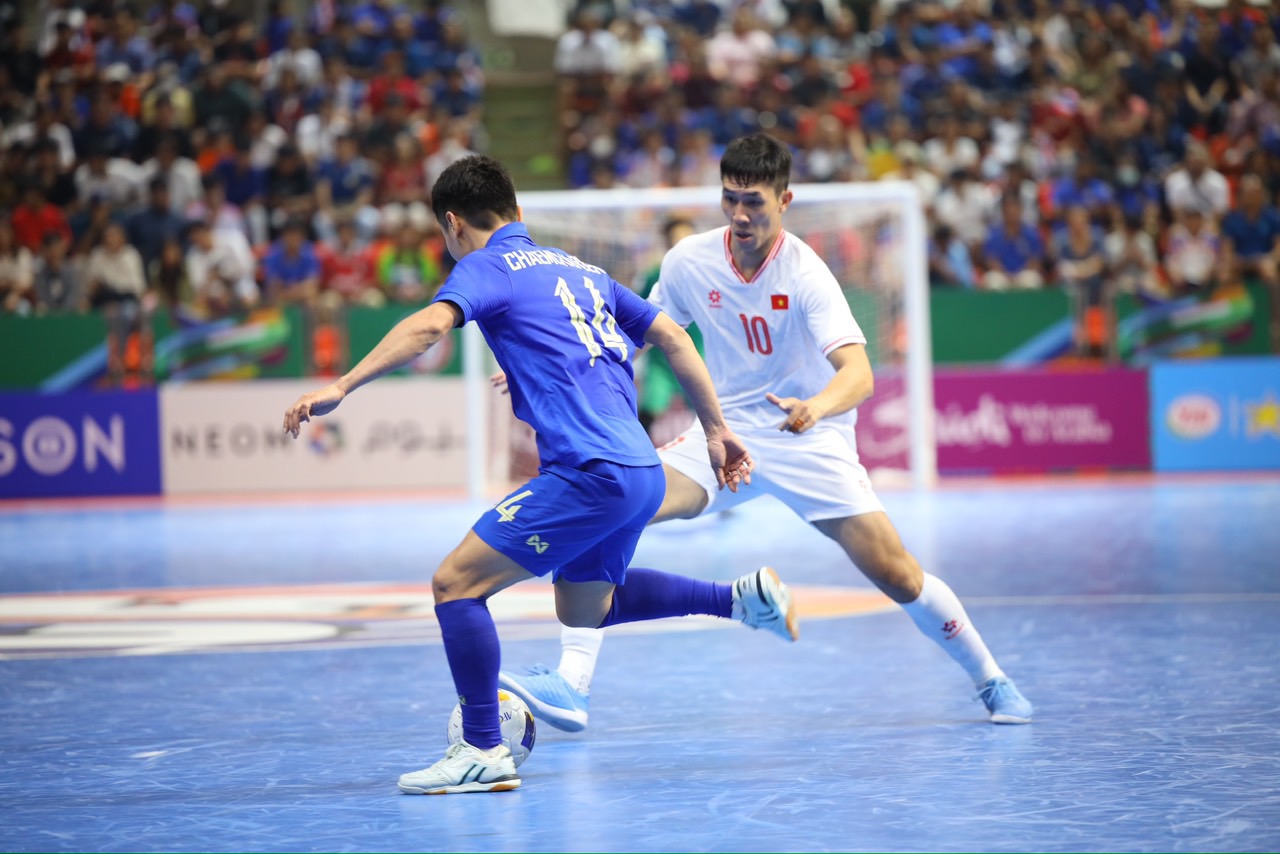 VCK Futsal châu Á 2024: ĐT futsal Việt Nam giành vé vào tứ kết