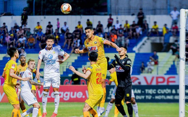 V.League 2023 – Đông Á Thanh Hóa thua sốc trên sân nhà trước Thép Xanh Nam Định