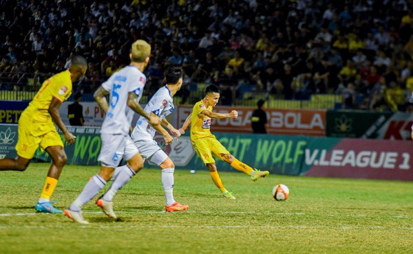 V.League 2023 – Đông Á Thanh Hóa thua sốc trên sân nhà trước Thép Xanh Nam Định