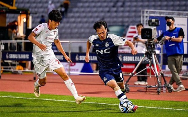 Văn Toàn nói lời chia tay đội bóng Hàn Quốc