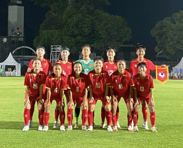 Việt Nam thắng đậm Campuchia 5-0 ở trận mở màn U.16 nữ Đông Nam Á