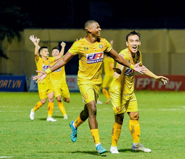 Vòng 3 GĐ 2 V.League 2023 – Viettel thắng ấn tượng, Thanh Hóa tạm vươn lên dẫn đầu