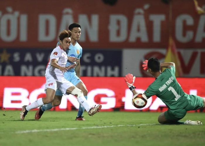 Vòng 9 V.League: Thép Xanh Nam Định củng cố ngôi đầu